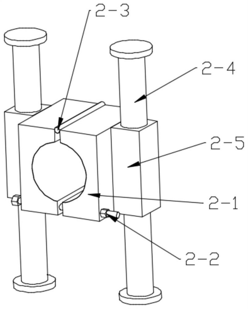 Anti-collision rear axle of an electric vehicle