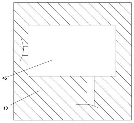 Automatic blocking device for oil pipe of oil tanker