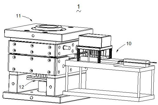 PIN injection molding device and method