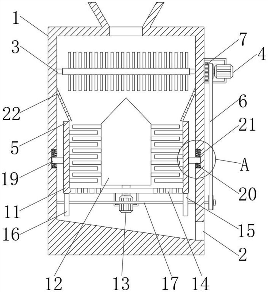 Rubber crushing device for rubber production and processing