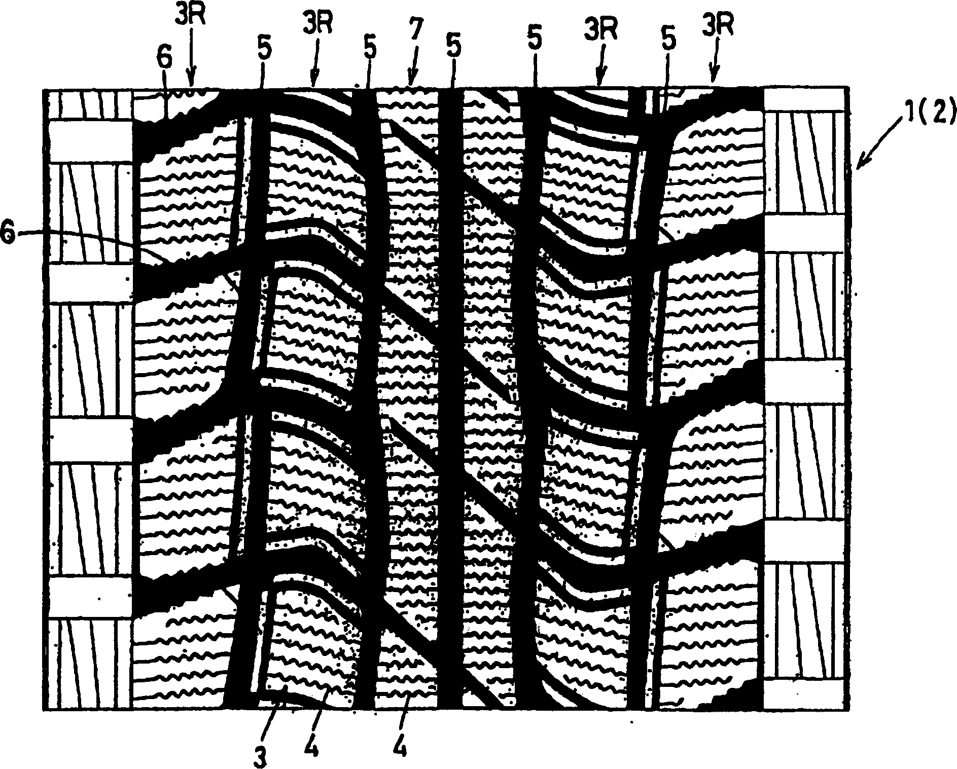 Inflated tire and vulcanized metal die thereof