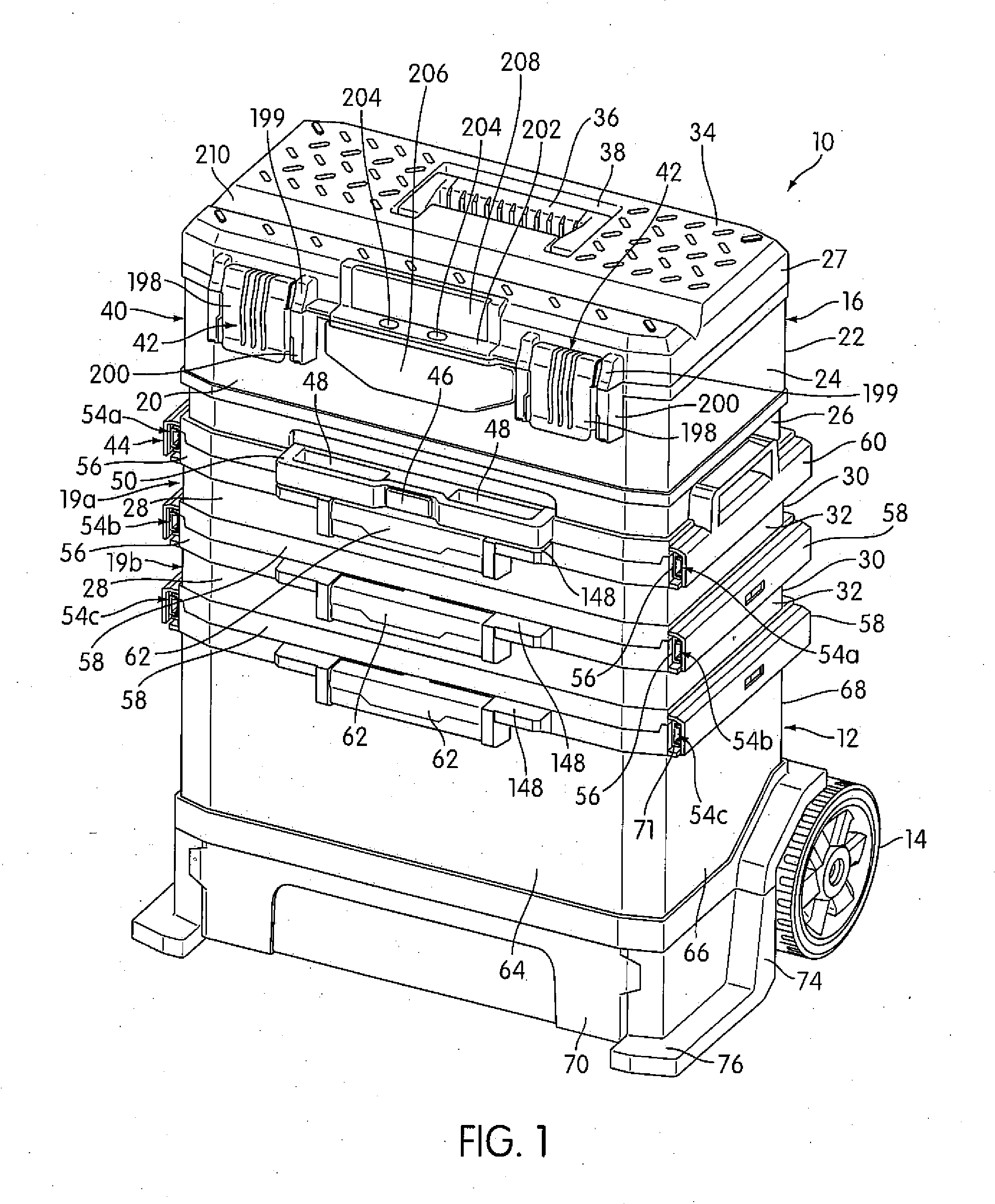 Rolling container assembly with mount structure