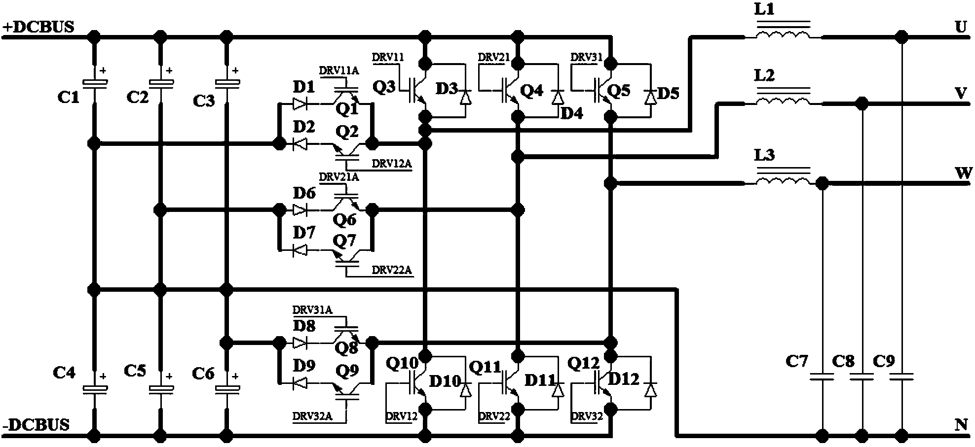 Three-level three-phase half-bridge inverter circuit