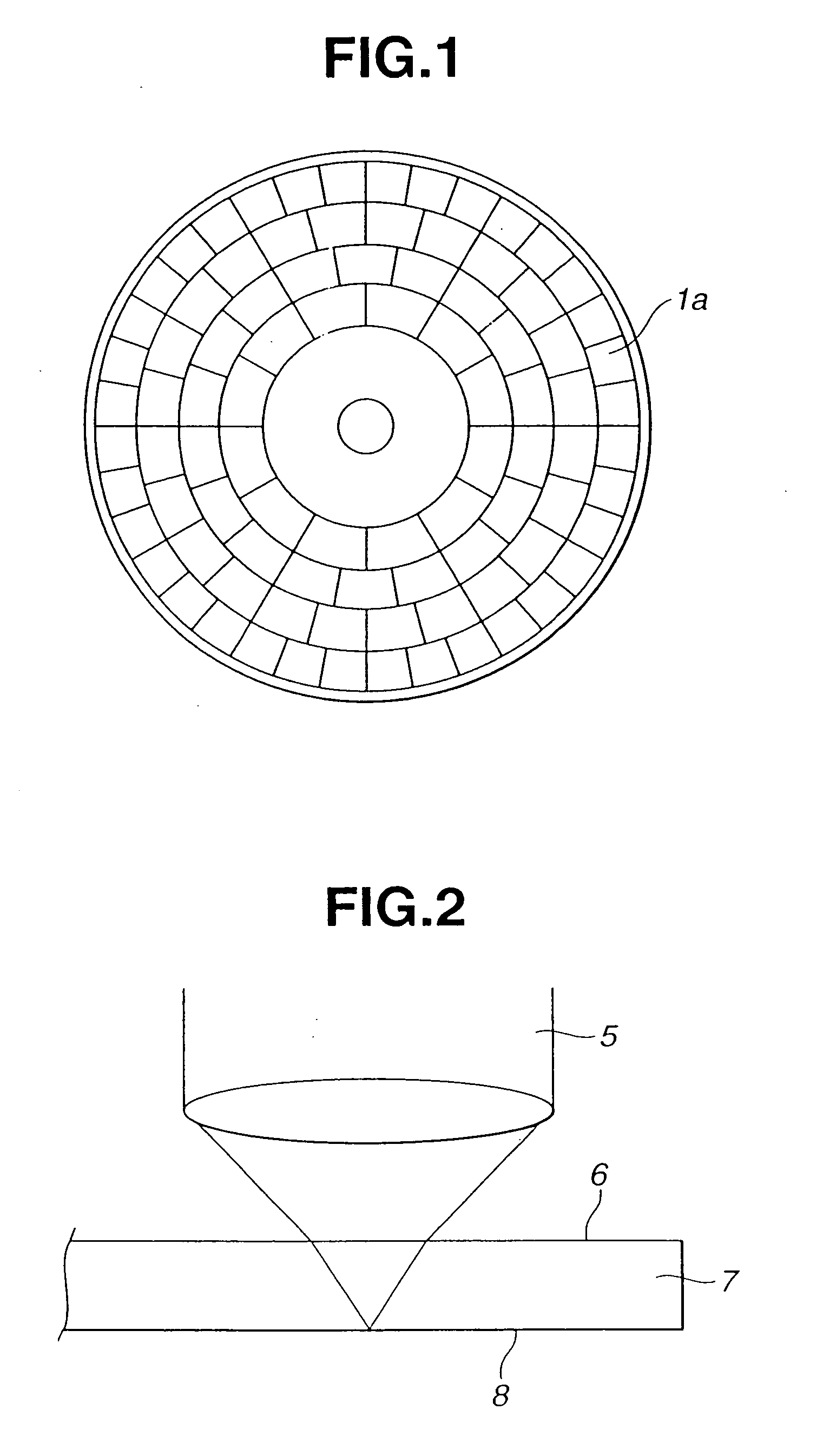 Preheating bulk erase device for optical recording medium, preheating bulk erase method for optical recording medium, and optical recording medium