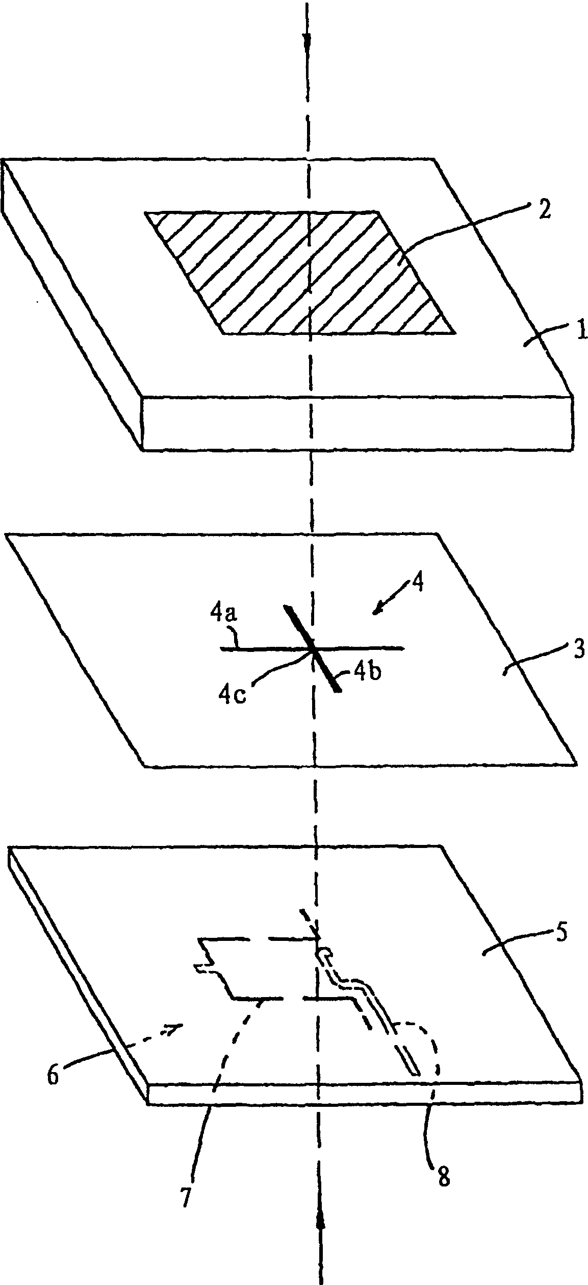 Substantially flat, aperture coupled antenna element