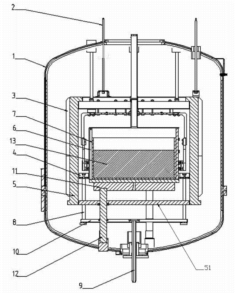 Manufacturing process of monocrystalline silicon ingot and thermal field structure of ingot furnace