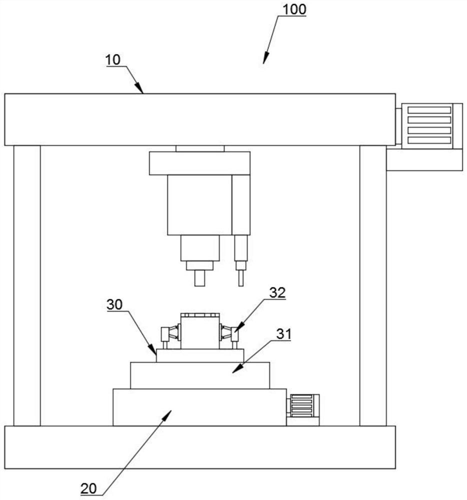 Perforating device for processing fuel filter