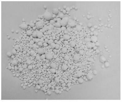 A kind of high-strength microporous mullite refractory aggregate and its preparation method