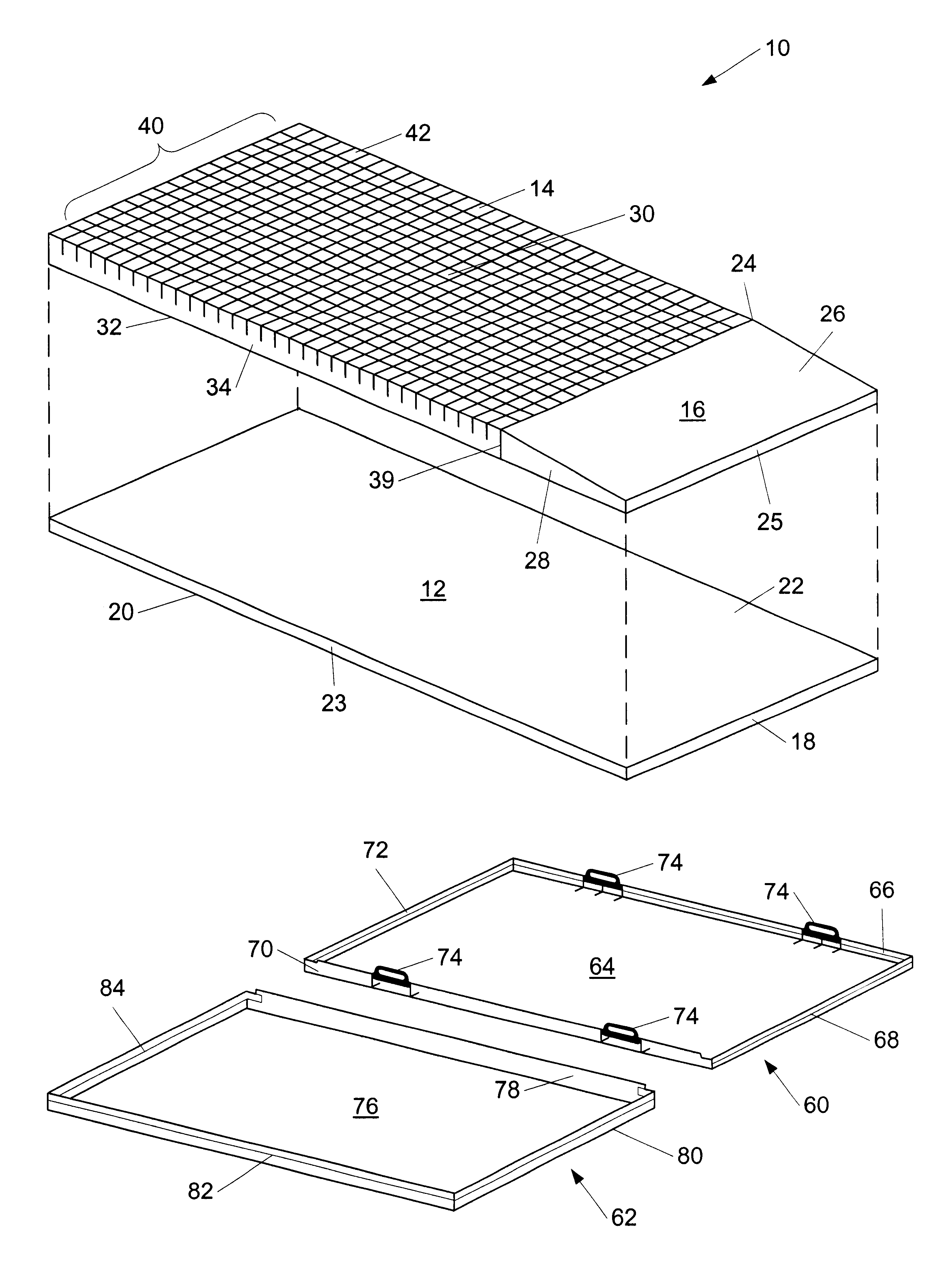 Mattress with semi-independent pressure relieving pillars
