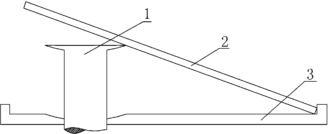 Electrolytic copper positive plate demoulding device
