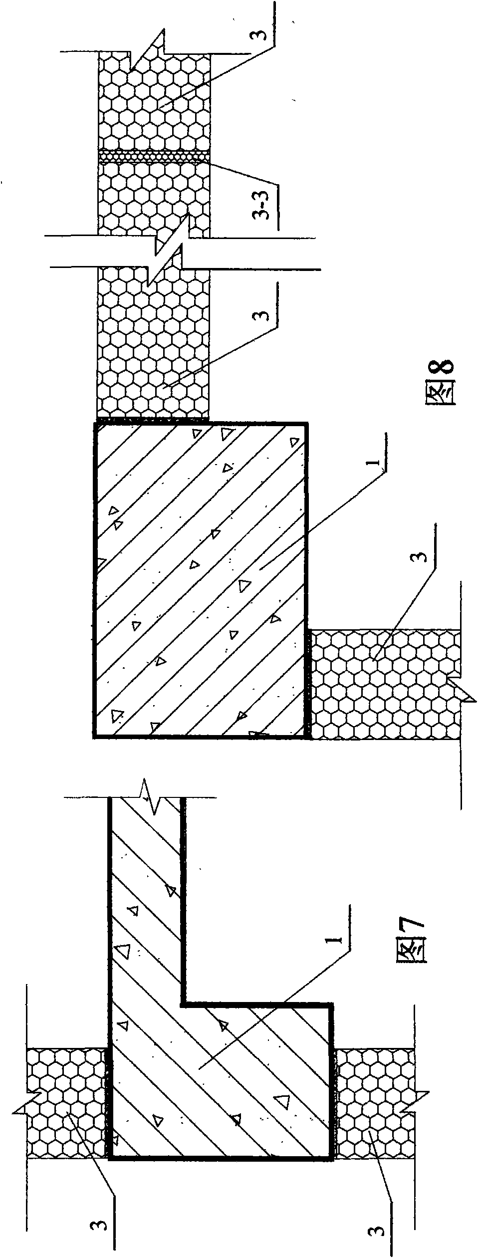 Construction method for installing sandwich layer of light composite insulation wall