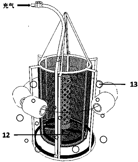 Inflatable water-replaceable net cage device for shellfish larvae and use method thereof