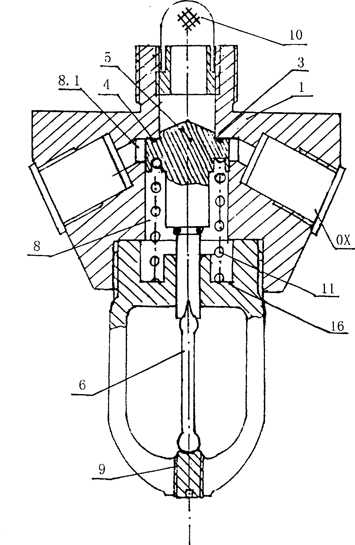 Multi-nozzle enclosed type middle and low pressure water mist sprayer