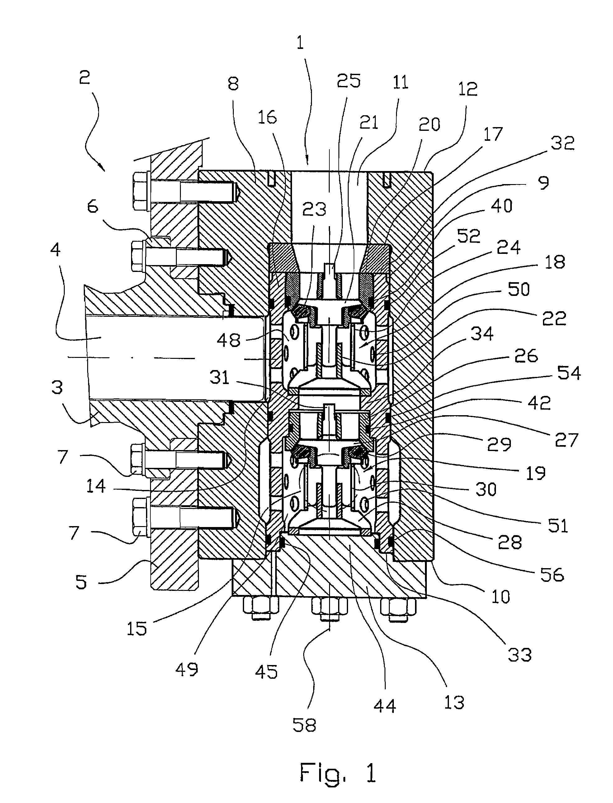 Valve arrangement for reciprocating machinery such as a pump and an compressor