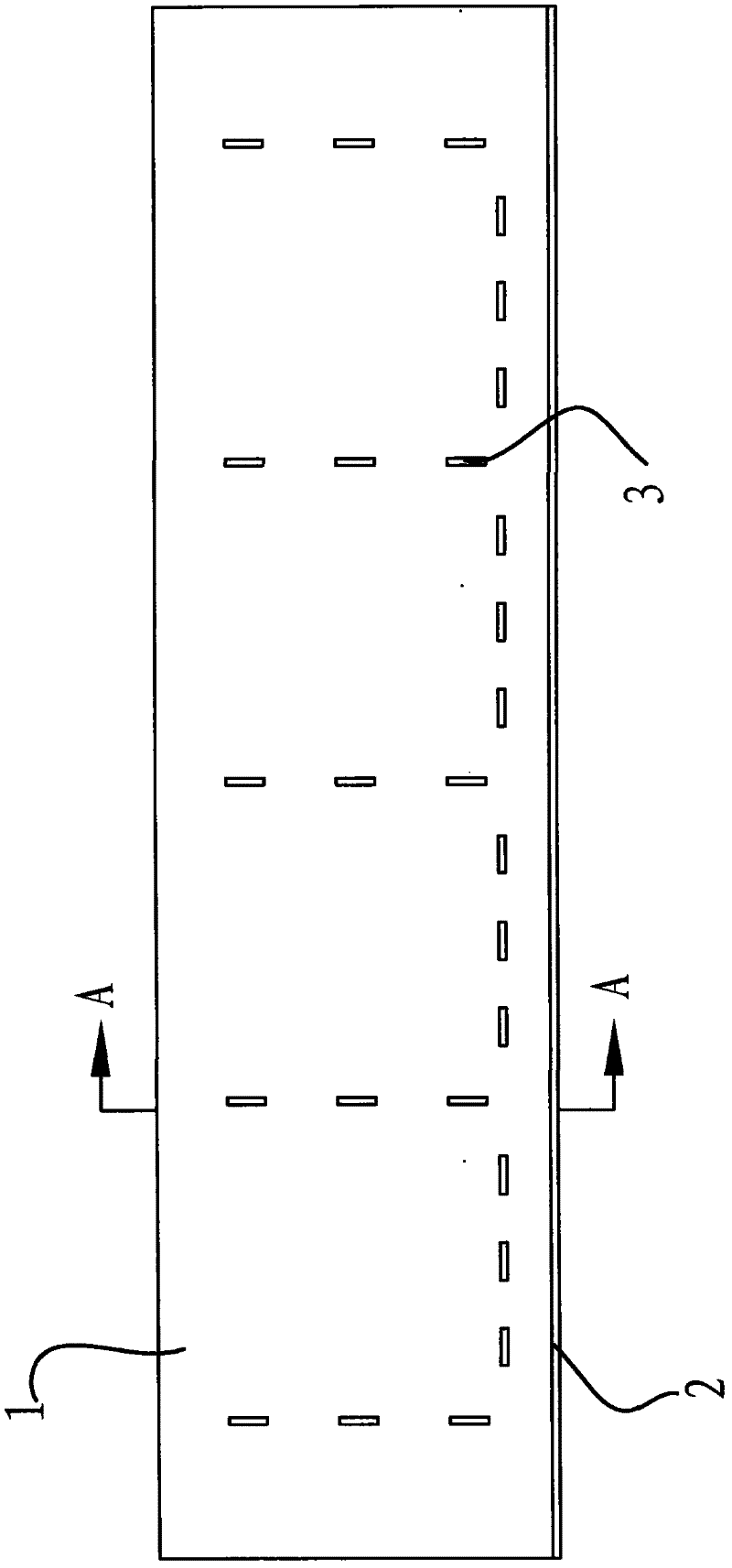 Welding method of tandem type solar silicon wafer group and special shelf thereof