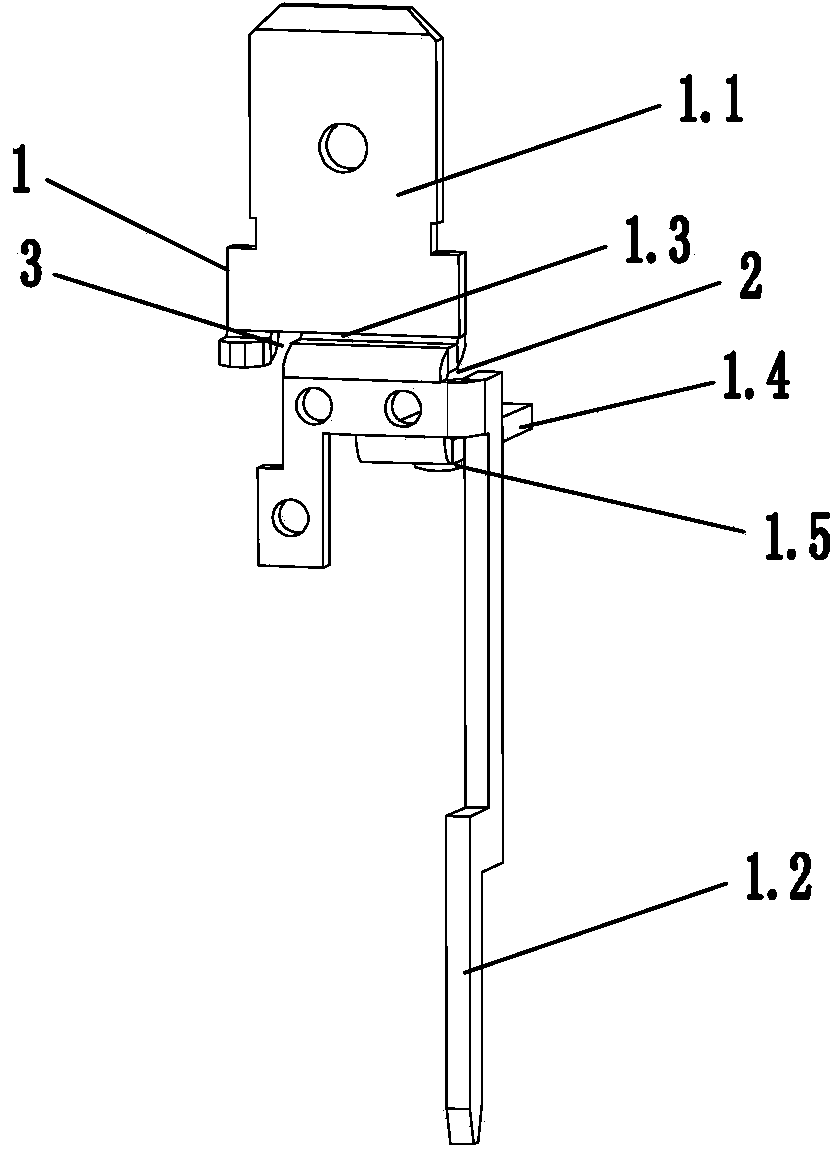 Movable spring leading-out piece of miniature relay