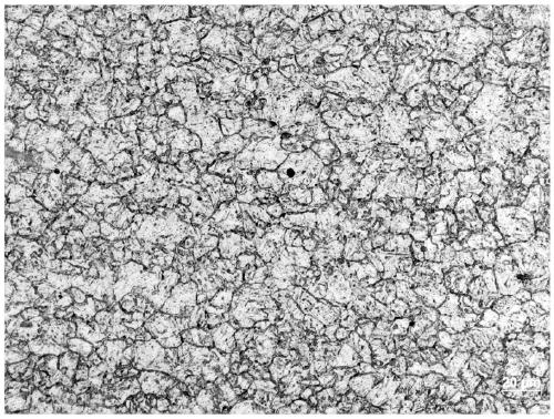 A kind of oil and casing resistant to hydrogen sulfide stress corrosion cracking and its manufacturing method