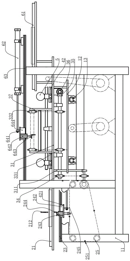 Cutting board feeding and jacking synchronous mechanism