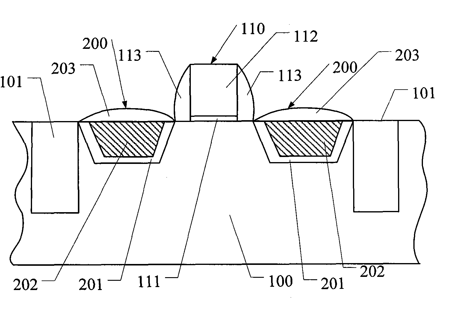 Transistor epitaxially growing source/drain region and manufacturing method thereof