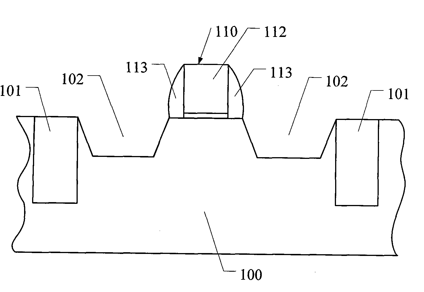 Transistor epitaxially growing source/drain region and manufacturing method thereof