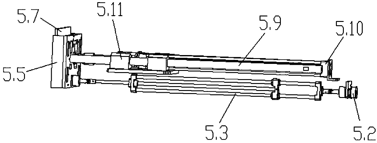 Cigarette pushing mechanism of cigarette box