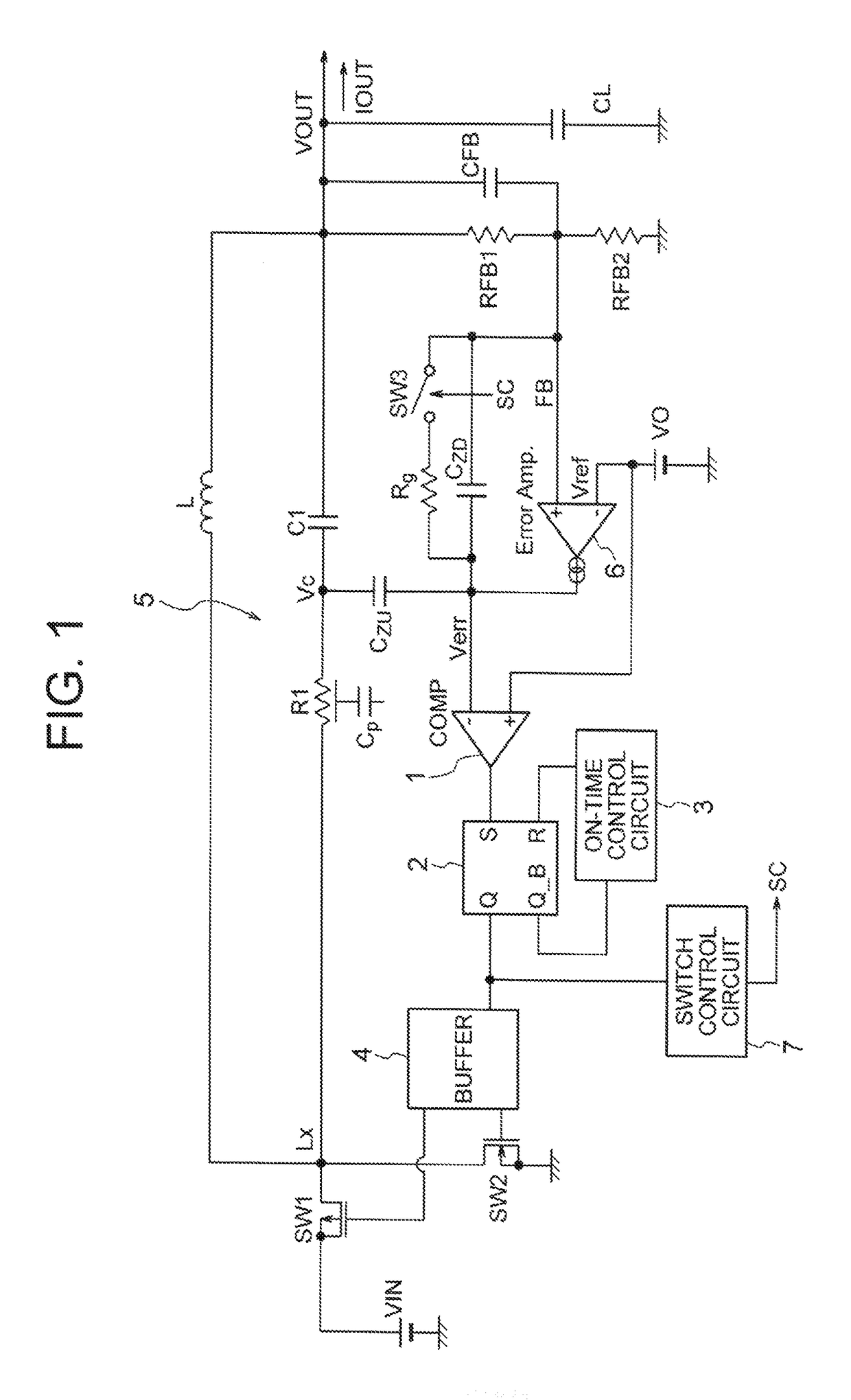 Switching power supply circuit having a switching element and a free-wheeling element and adapted to turn on or off at least the switching element