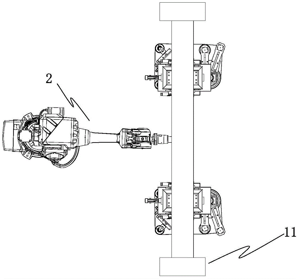 Multi-station single robot abrasive belt polishing machine