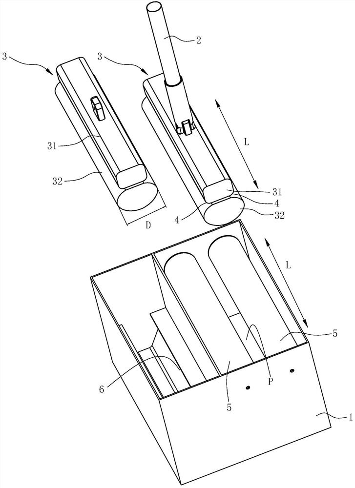 Cleaning tool