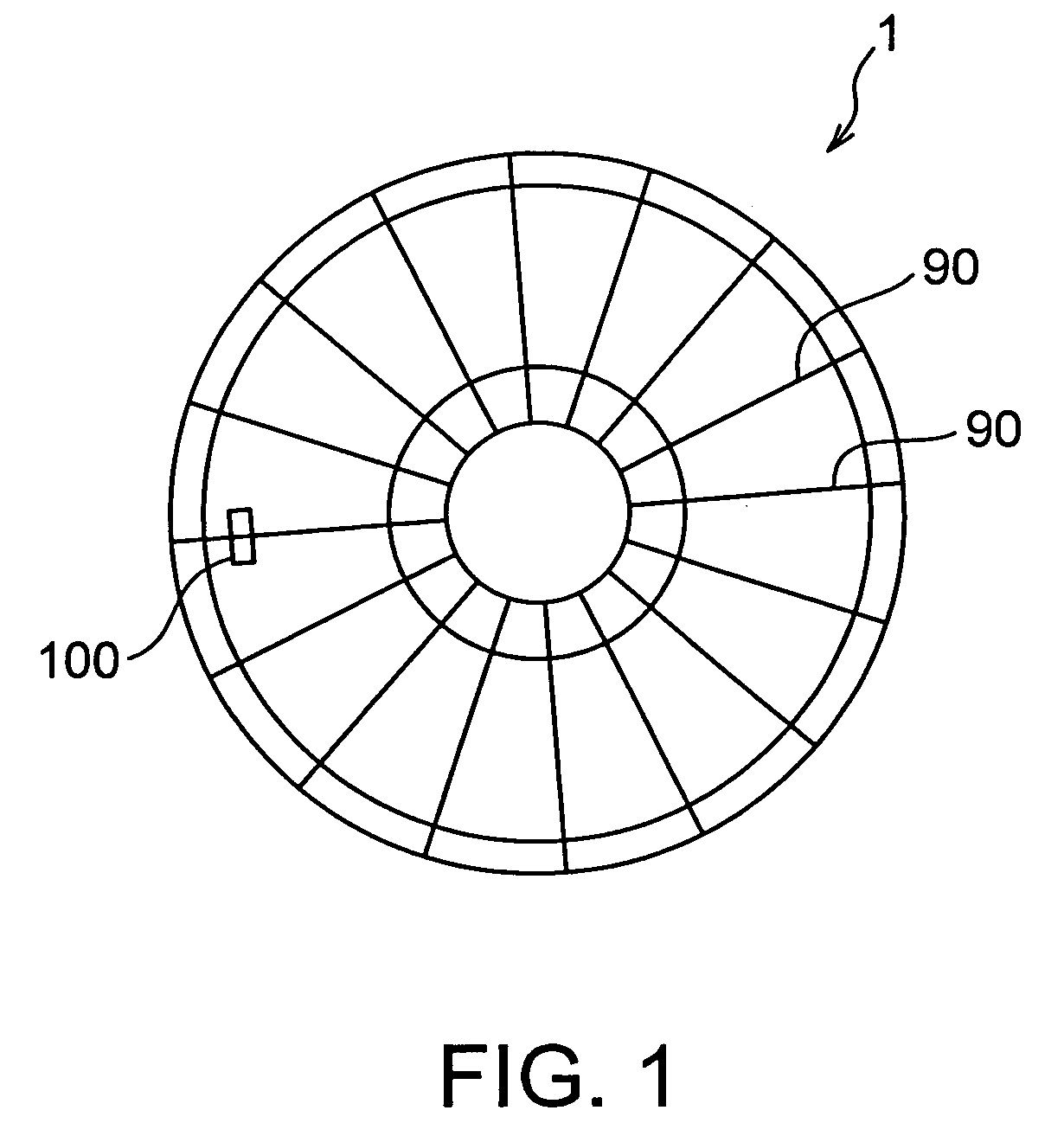 Magnetic recording and reproducing apparatus with recording layer having predetermined convex-concave pattern