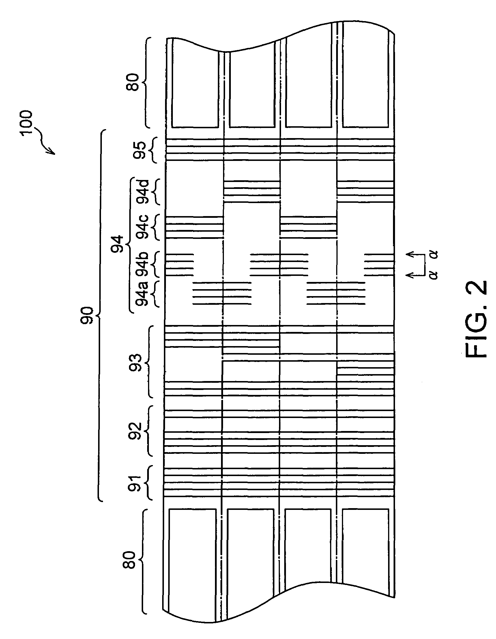 Magnetic recording and reproducing apparatus with recording layer having predetermined convex-concave pattern