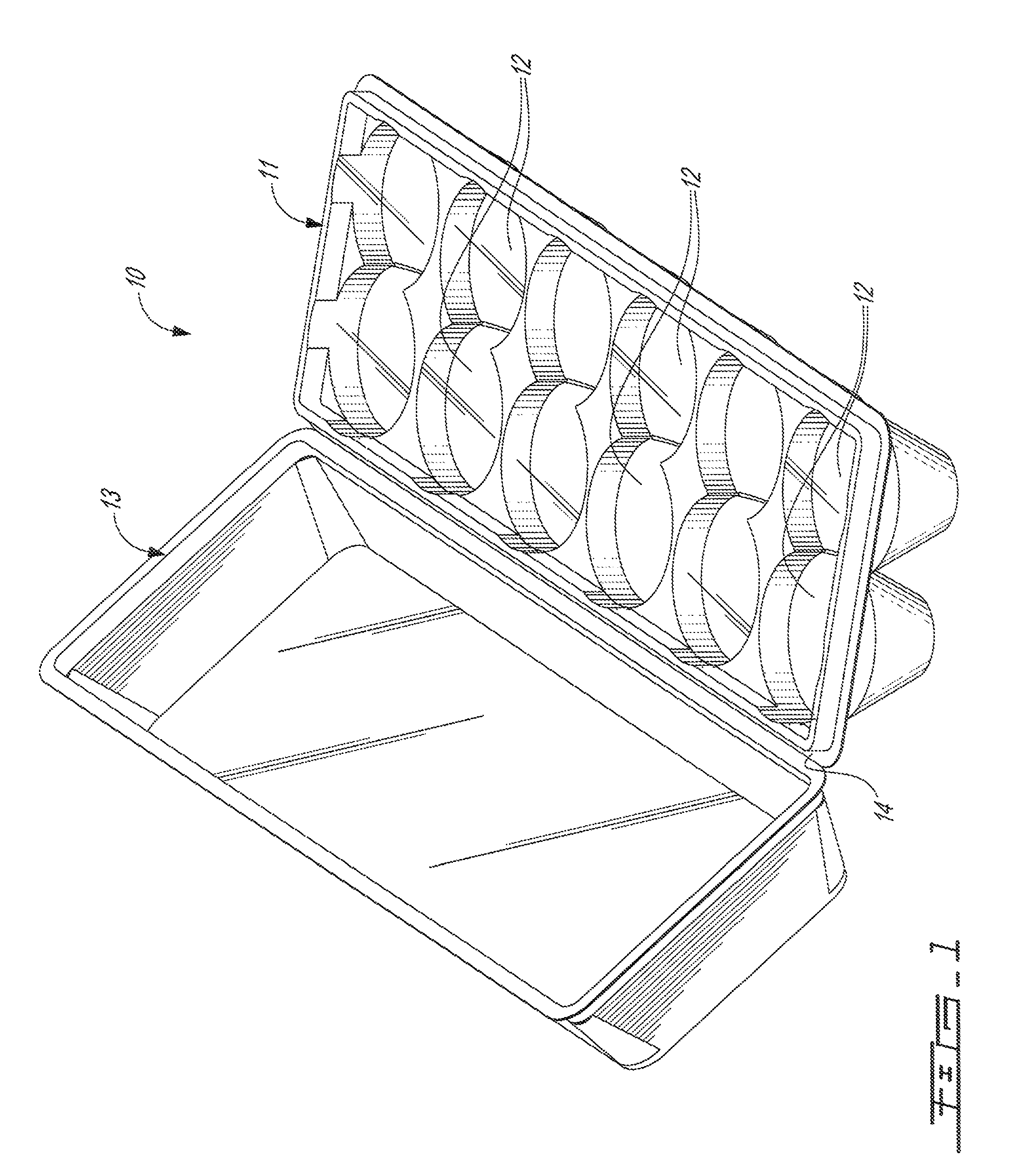 Hinge configuration for container for frangible items