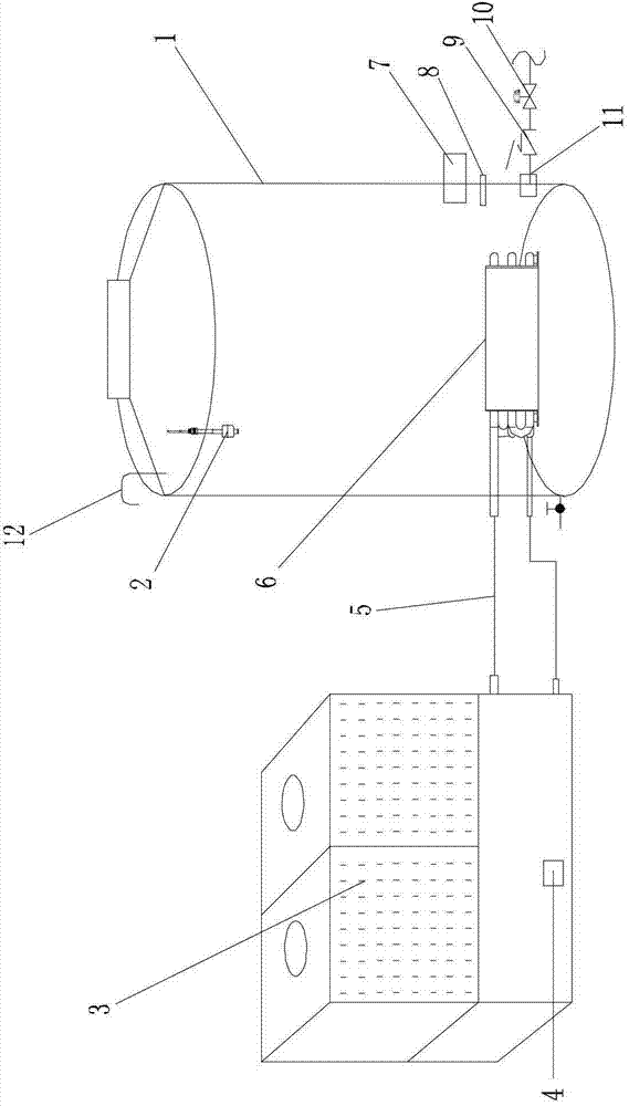 Split type heat-pump water heater and water supply control method thereof