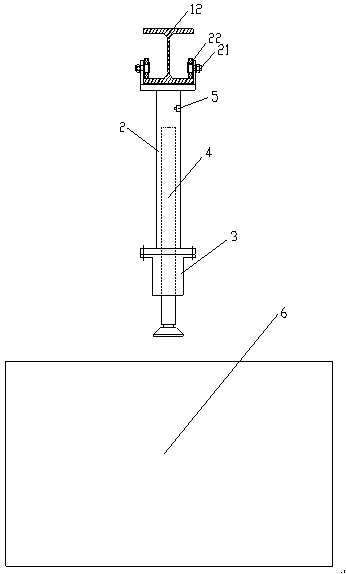 Automatic material pressing device