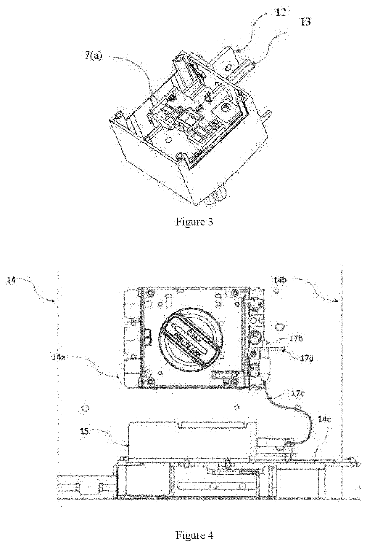 Interlocking between ROM and racking feeder mechanism for drawout module