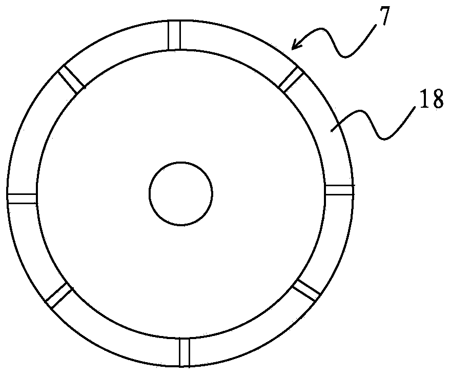Light source device of projector, capable of enhancing brightness