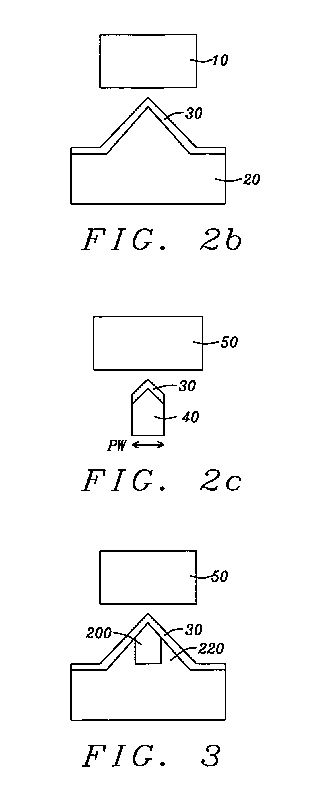Heat assisted narrow pole design with trailing shield