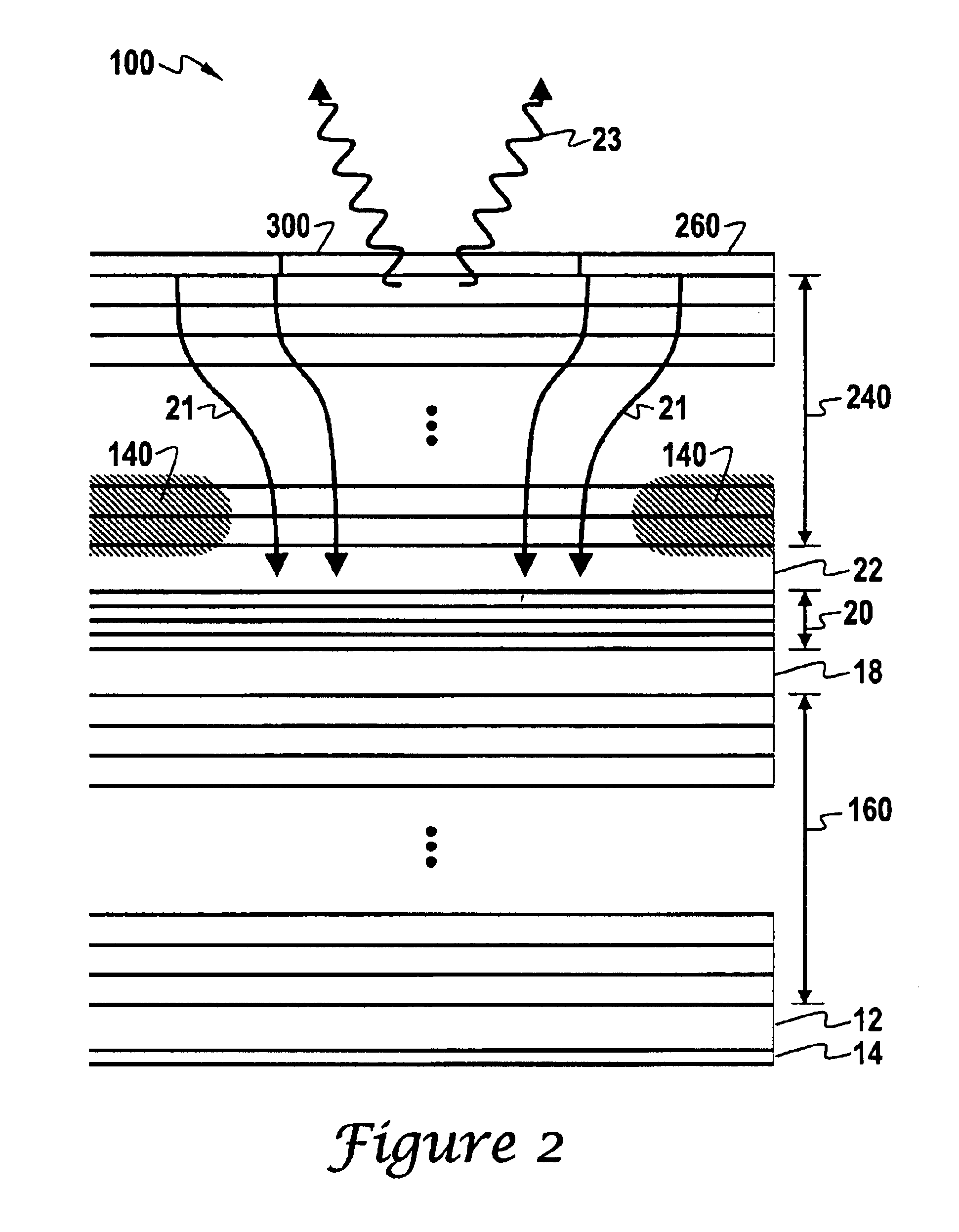 Asymmetric distributed Bragg reflector for vertical cavity surface emitting lasers