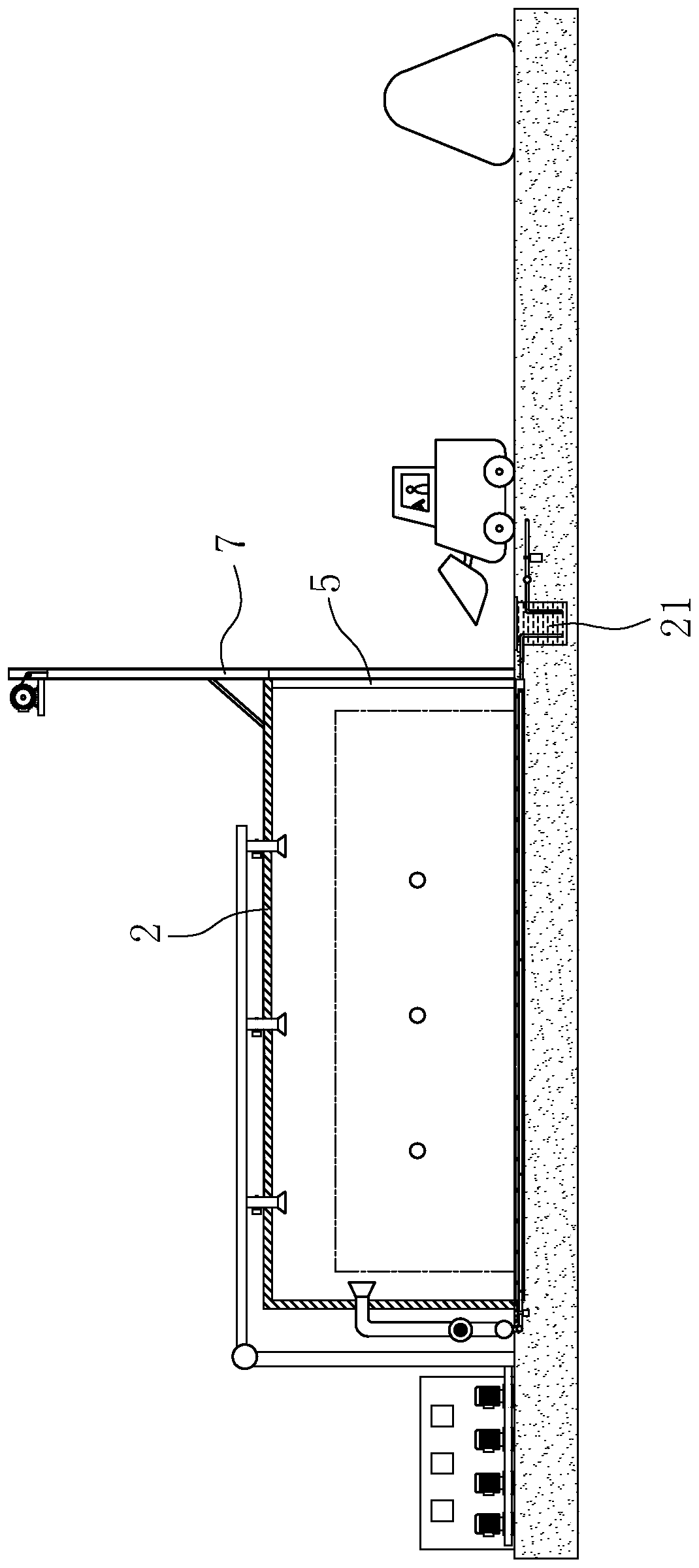 Sewage collecting system of aerobic composting bin