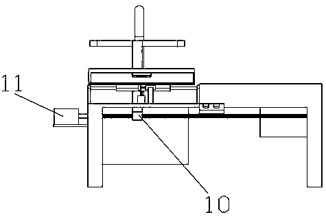 Steamed vermicelli roll operation table of semi-automatic device for producing steamed vermicelli rolls