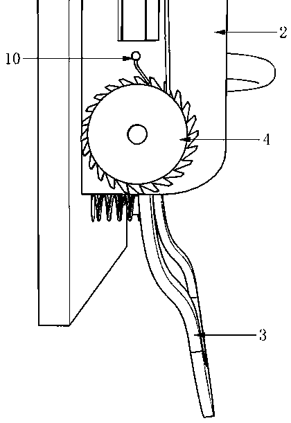Novel automatic toothpaste squeezing device