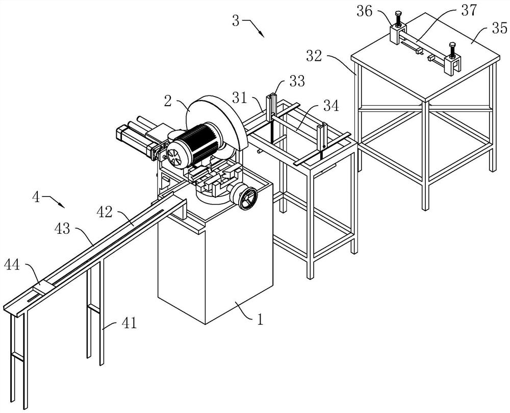 A pipe cutting machine