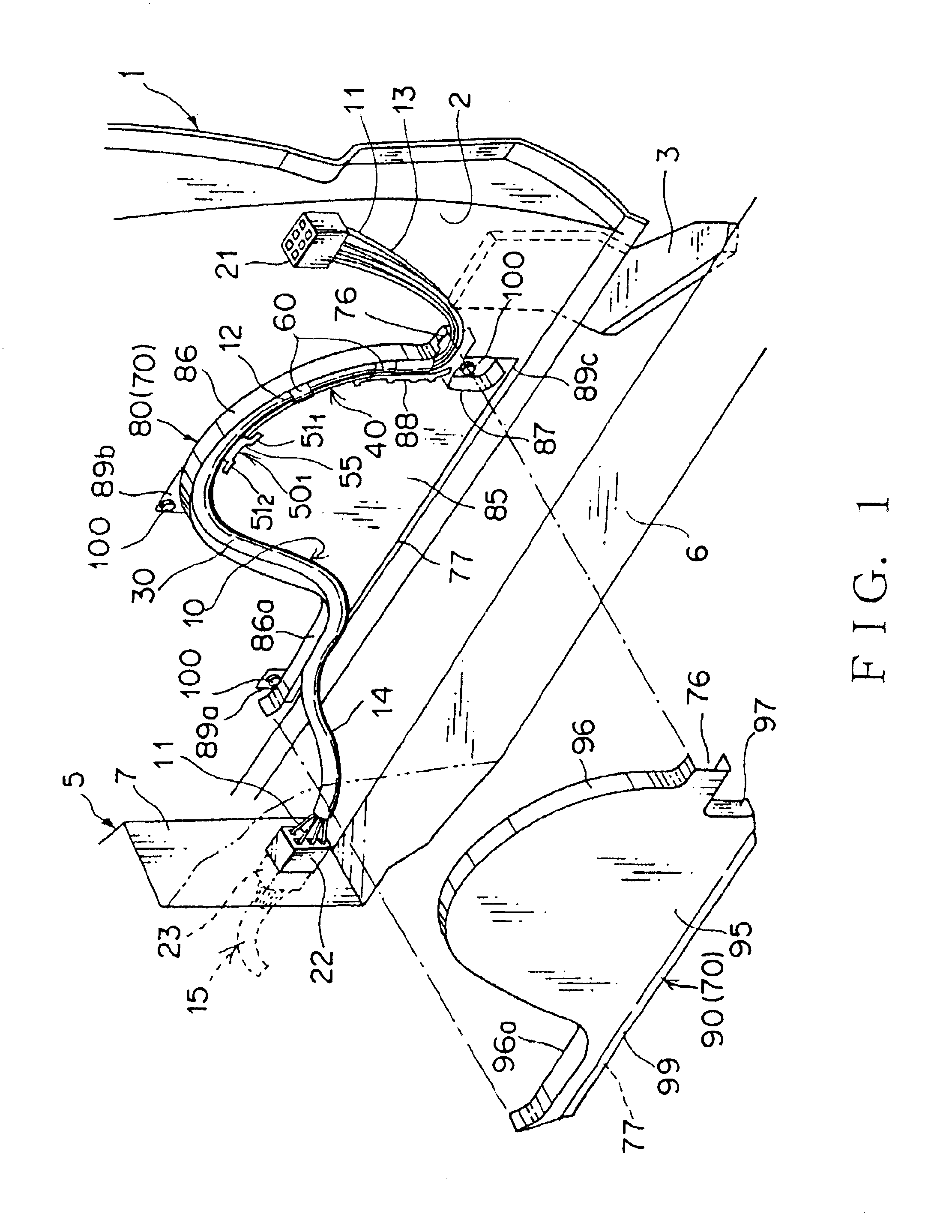 Power supply apparatus with vibration absorbing member for sliding structure