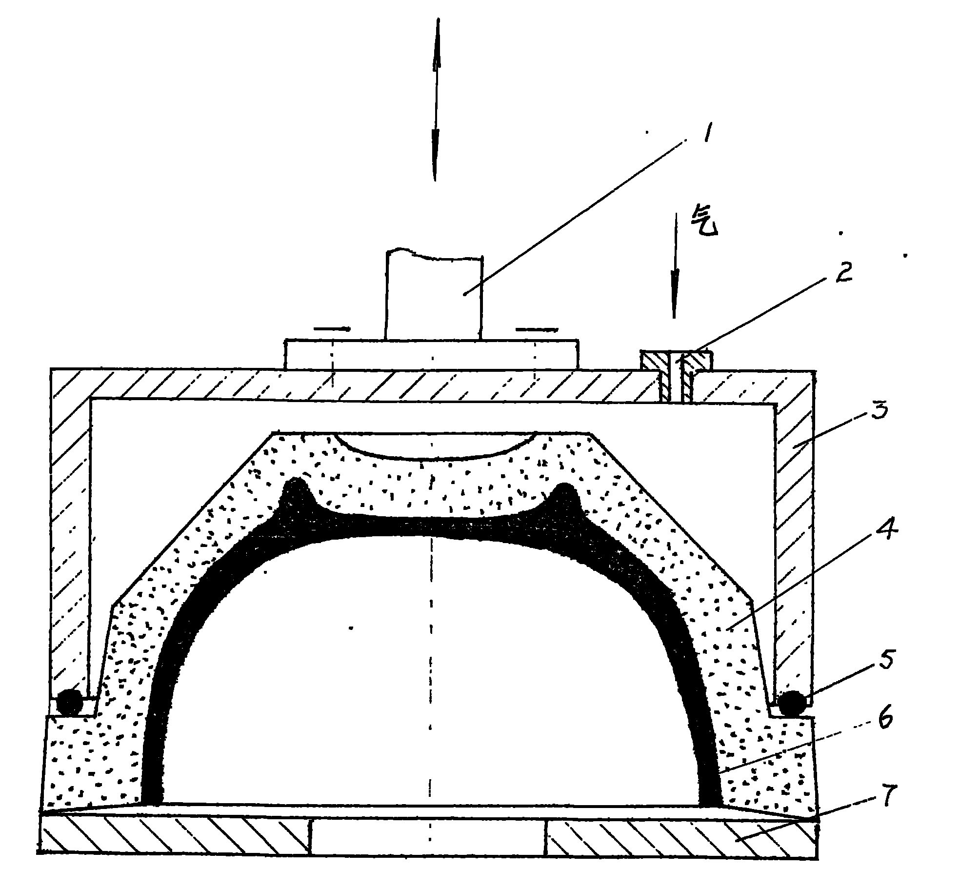 Fine porous ceramic used as ceramic mold and molding technique