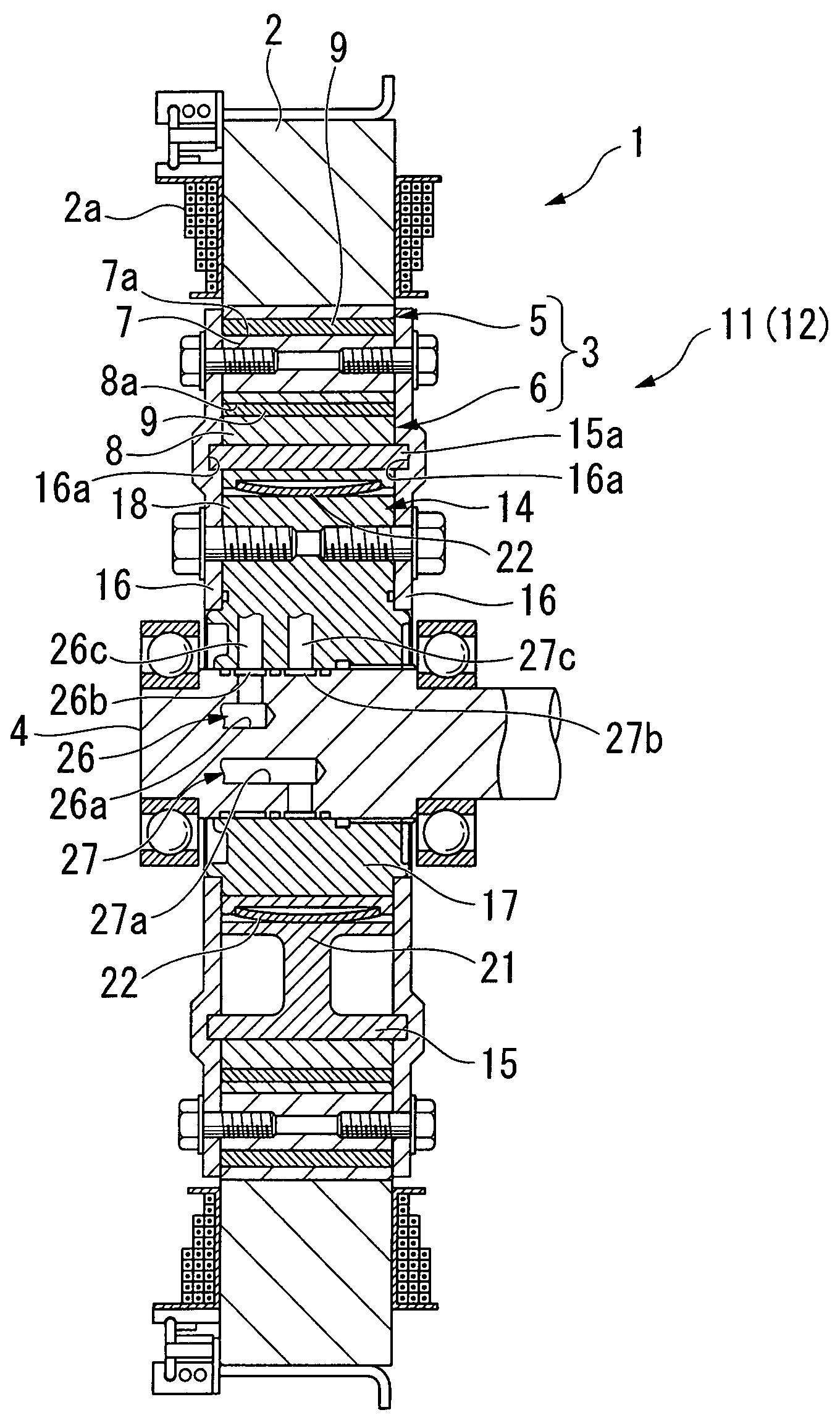 Motor using working fluid distributed into chambers, which are provided for rotating rotors in opposite relative rotation directions