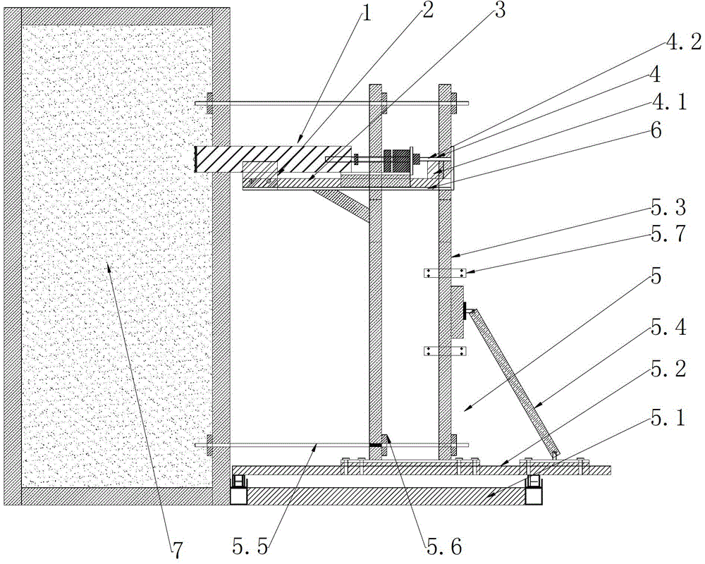 Supporting and reverse propelling device of shield testing machine