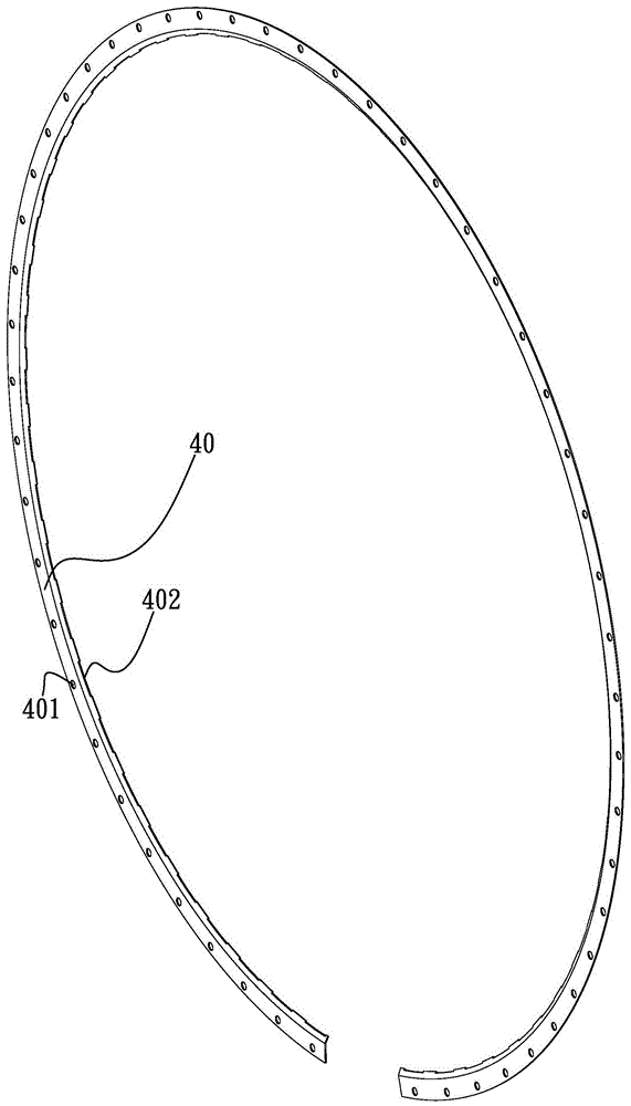 An improved anti-blade and anti-explosion structure for tires