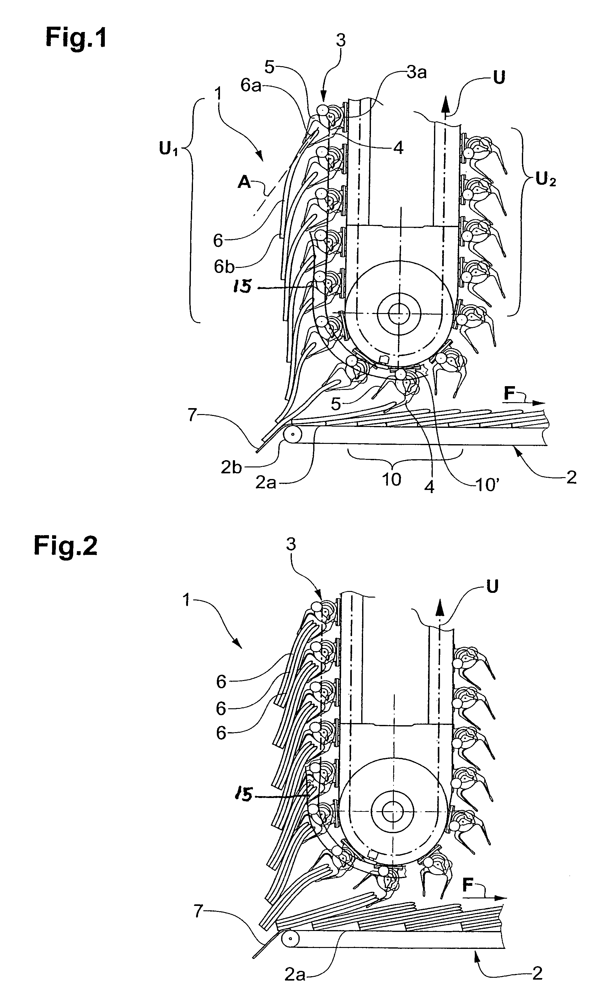 Method of conveying flat, flexible products and apparatus for implementing the method