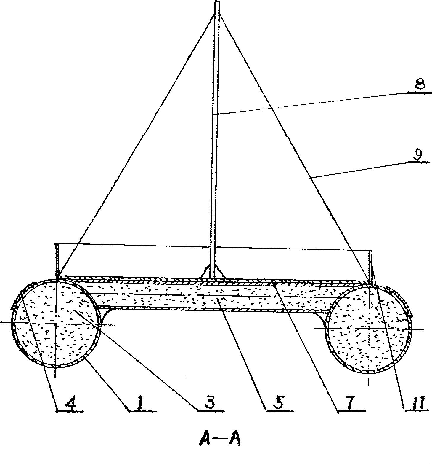 Two-body target boat of float structure