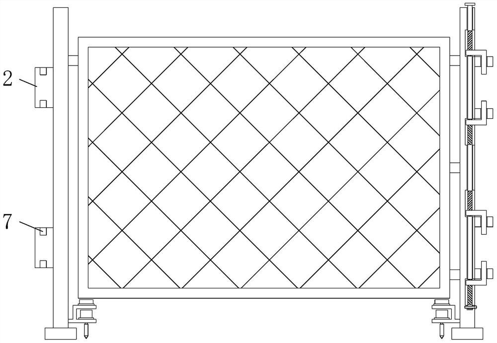 Safety protection fence for building engineering construction and using method thereof