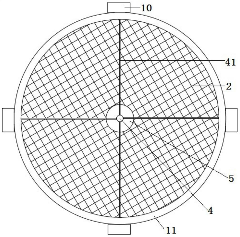 Breeding device and method with high feed utilization rate